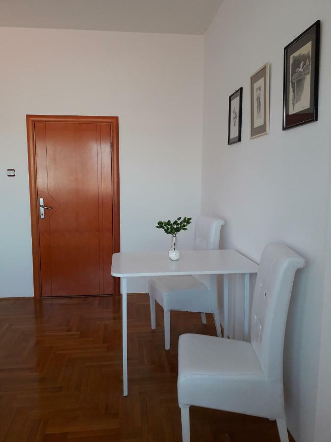 Apartamento Apartman Dunja Ns 2 Novi Sad Exterior foto